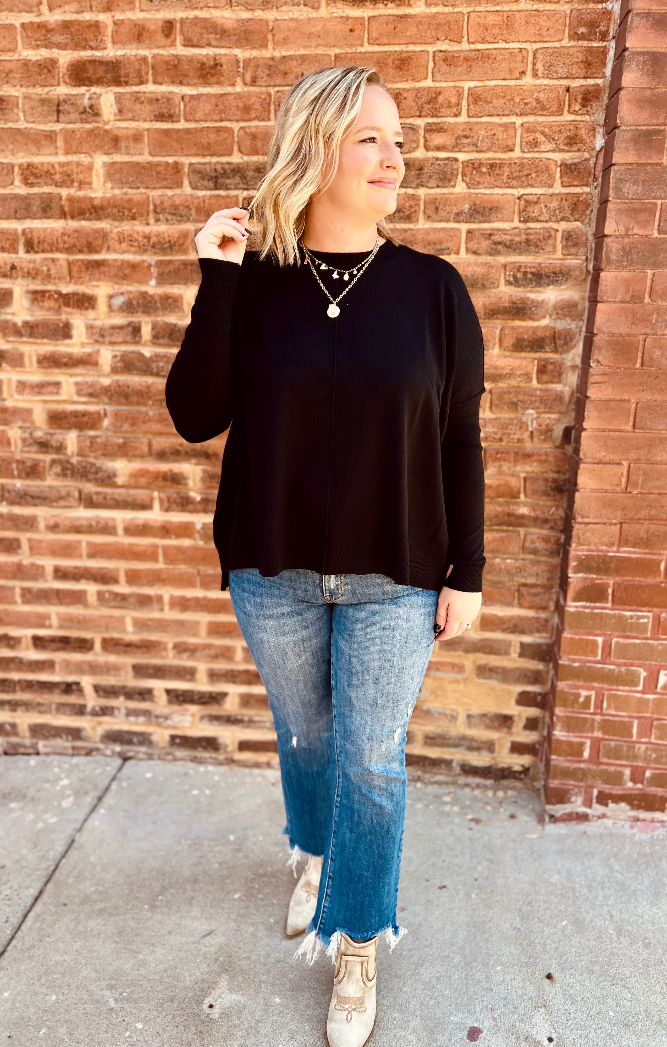 Black round neck sweater