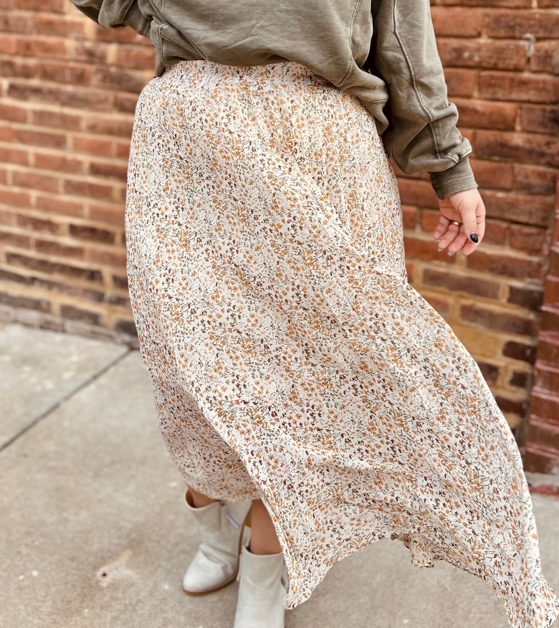 Cream Floral pleated midi skirt