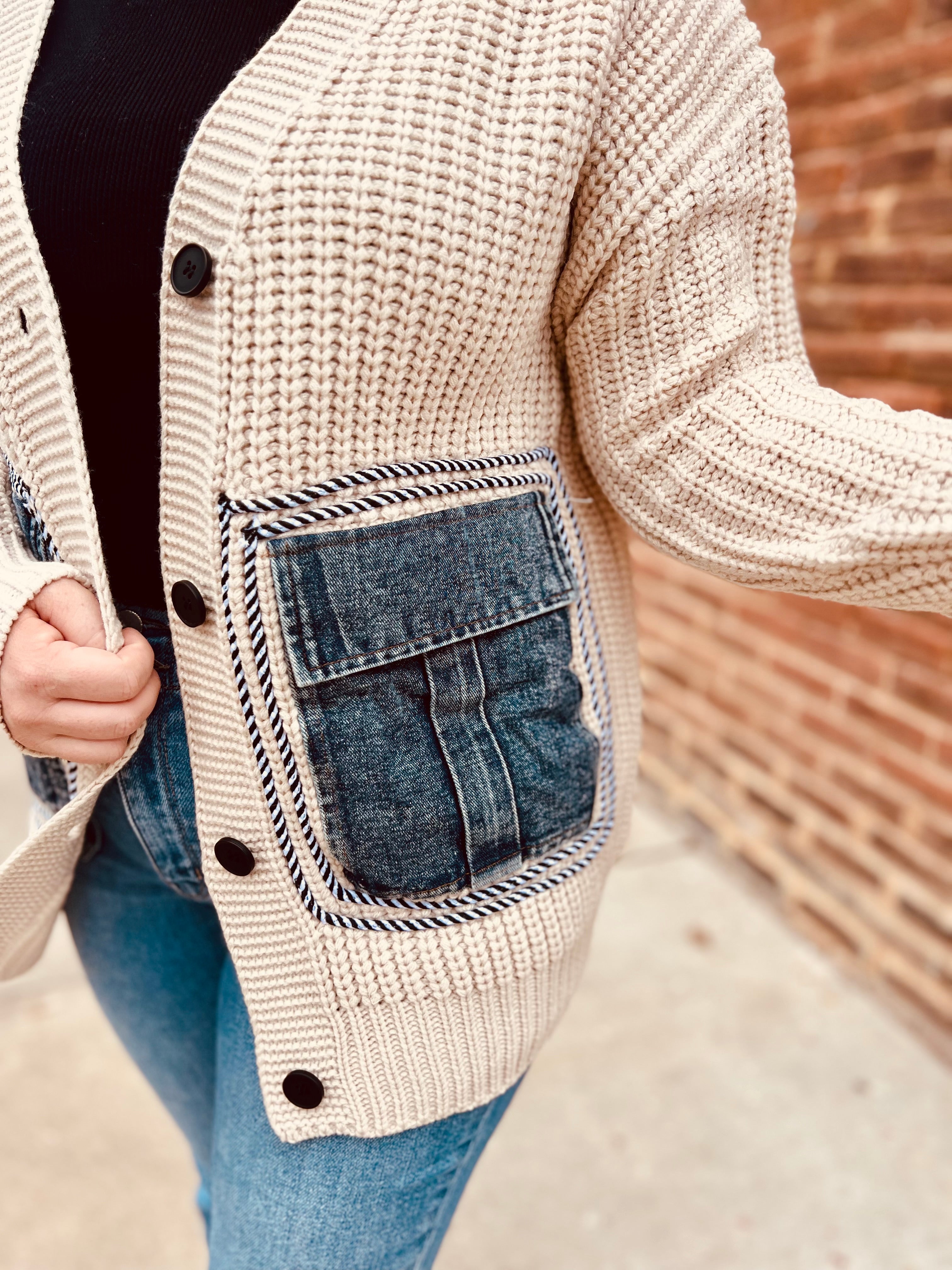 Oatmeal knit cardigan with denim pockets